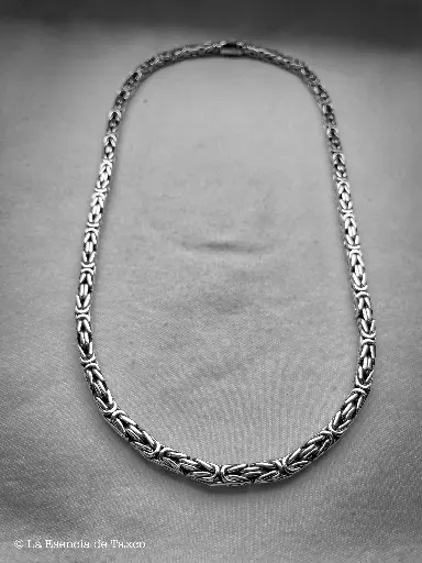 Collar Bali
